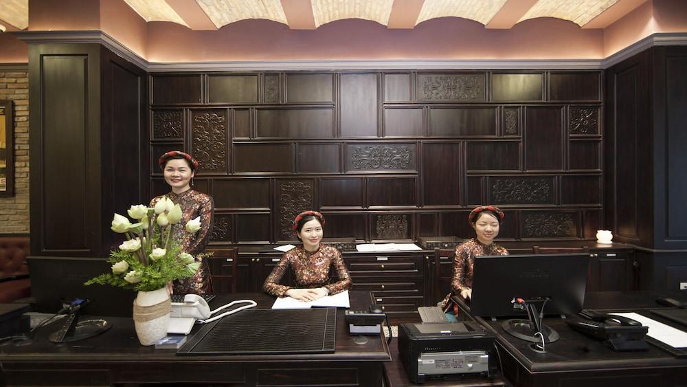 Alagon D'Antique Hotel & Spa Ho Chi Minh City Bagian luar foto