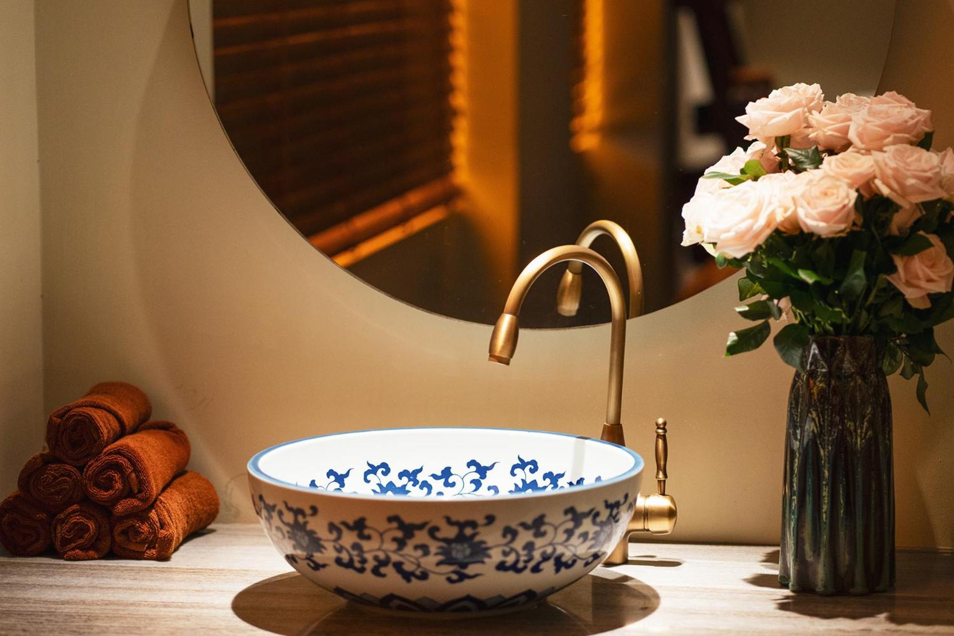 Alagon D'Antique Hotel & Spa Ho Chi Minh City Bagian luar foto