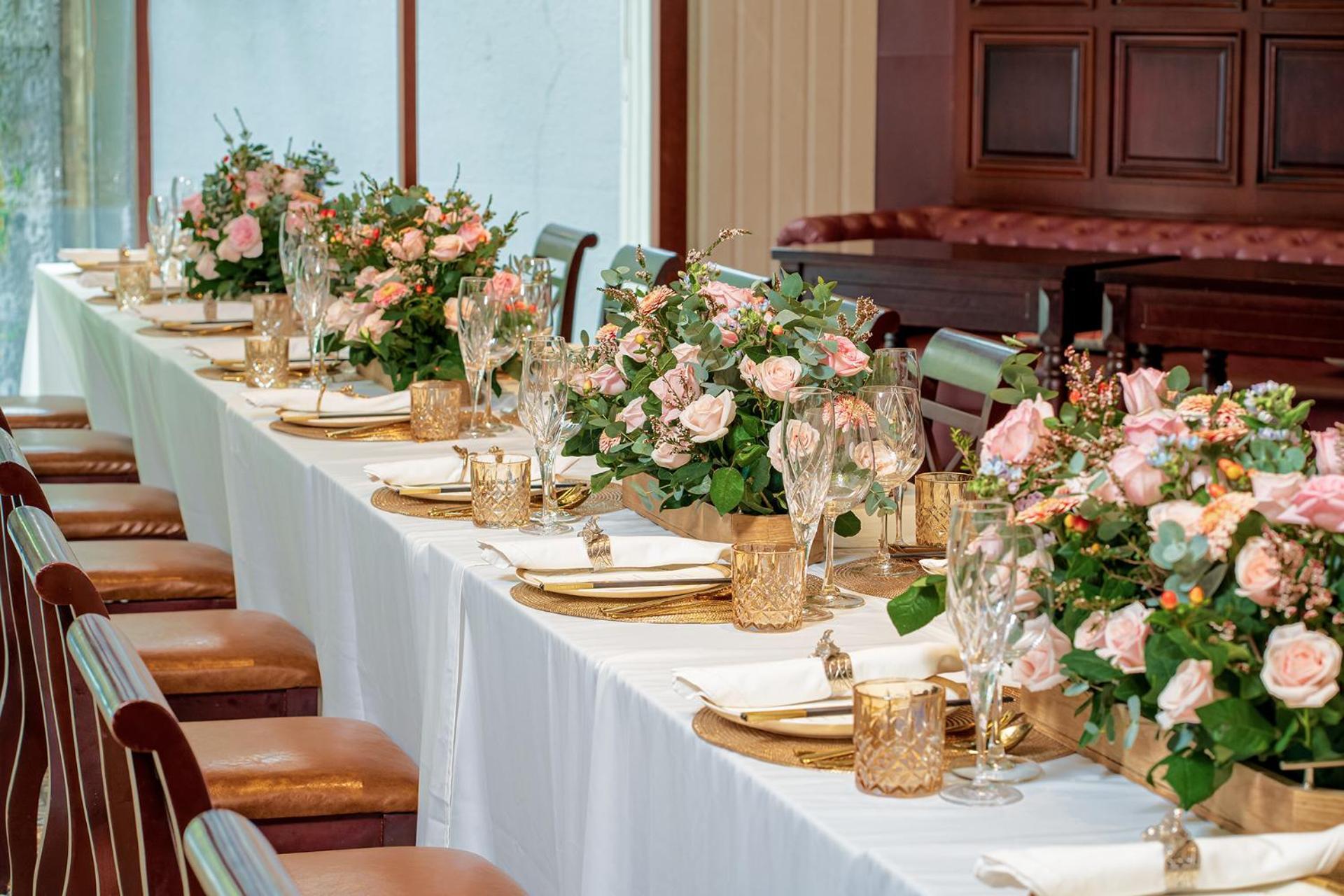 Alagon D'Antique Hotel & Spa Ho Chi Minh City Bagian luar foto